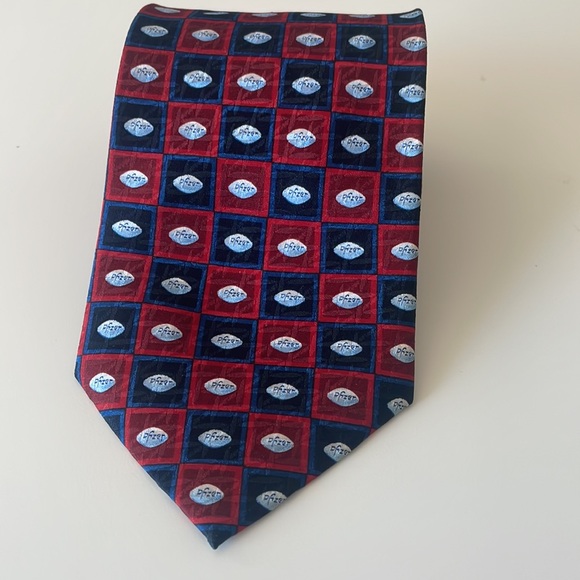 Pfizer Men’s All Silk Necktie - Red & Navy - Picture 2 of 7